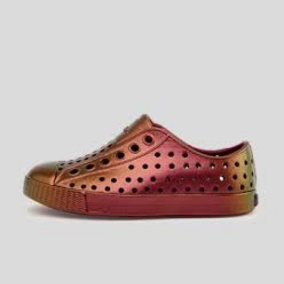 NEW Native Shoes Jefferson Iridescent Slip On Youth Shiny All Over shine Water - Picture 2 of 2